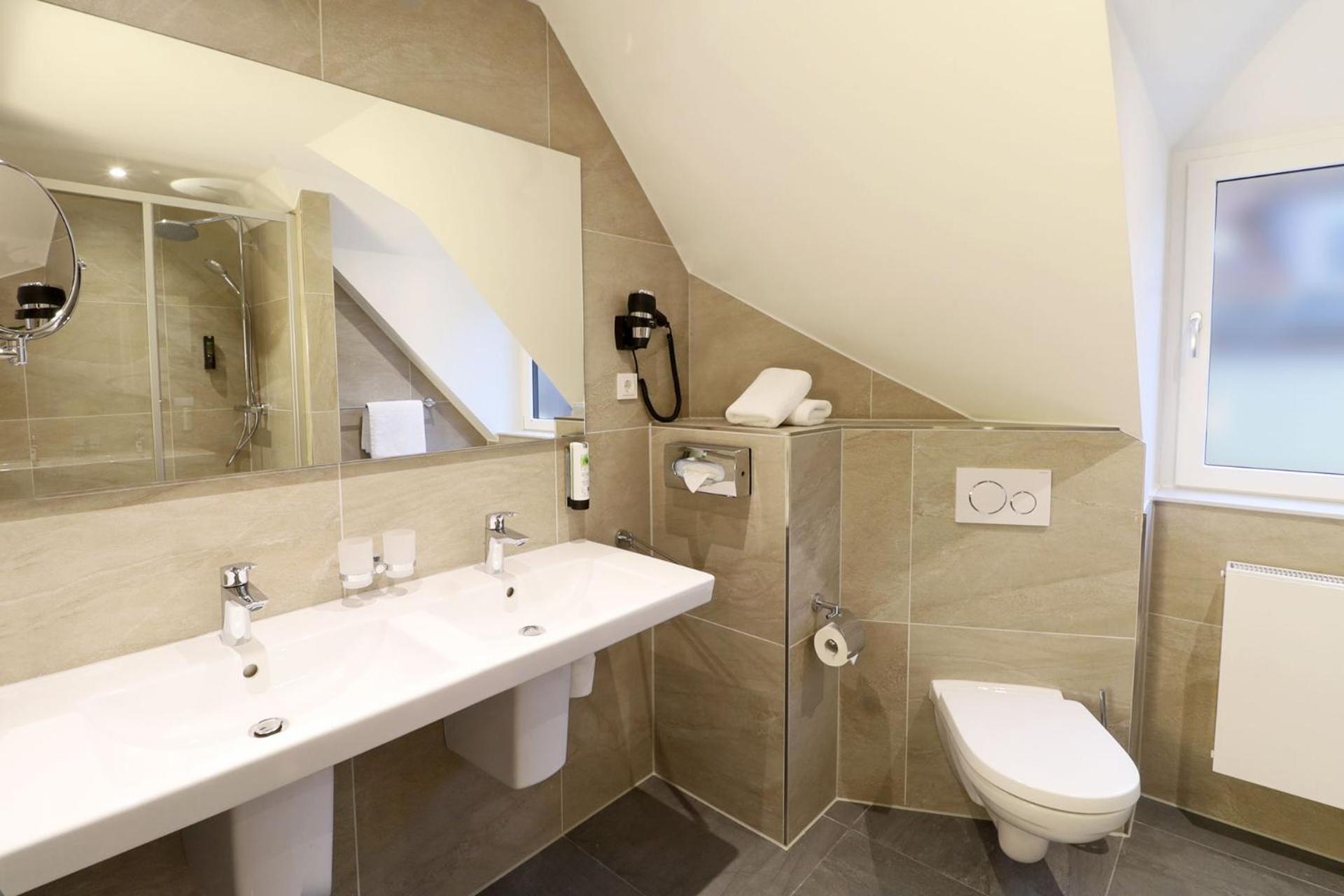 Hotel Goldene Rose Хайделберг Екстериор снимка