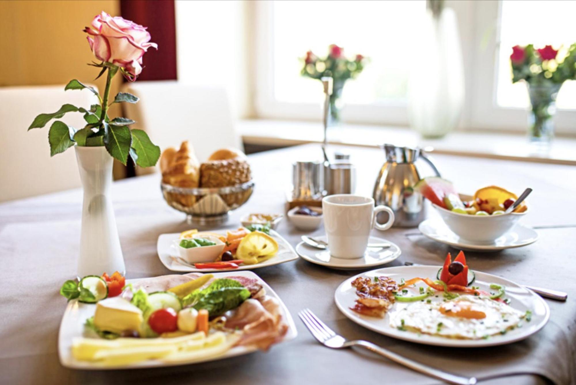 Hotel Goldene Rose Хайделберг Екстериор снимка