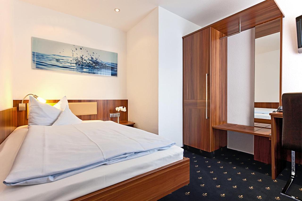 Hotel Goldene Rose Хайделберг Екстериор снимка