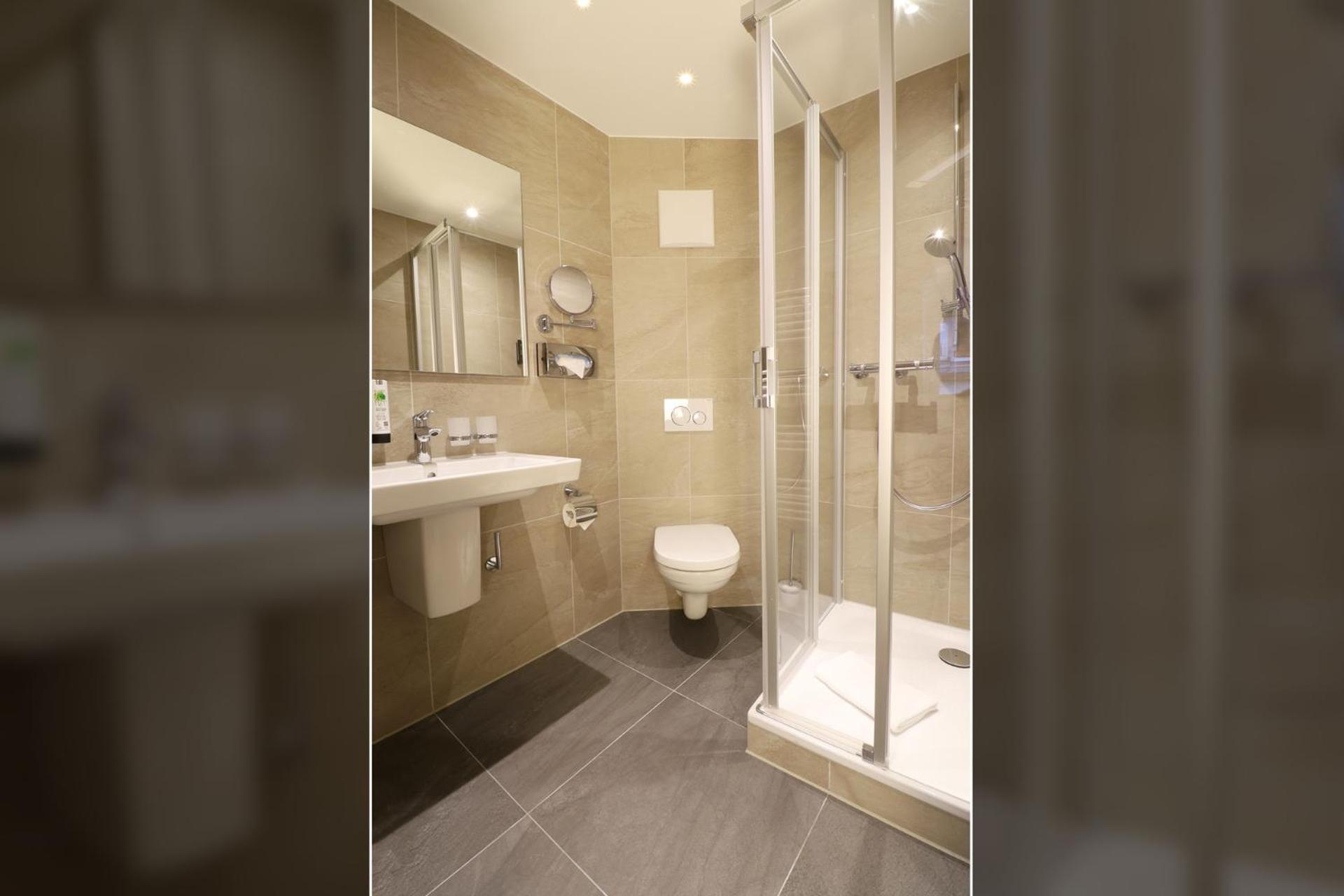 Hotel Goldene Rose Хайделберг Екстериор снимка